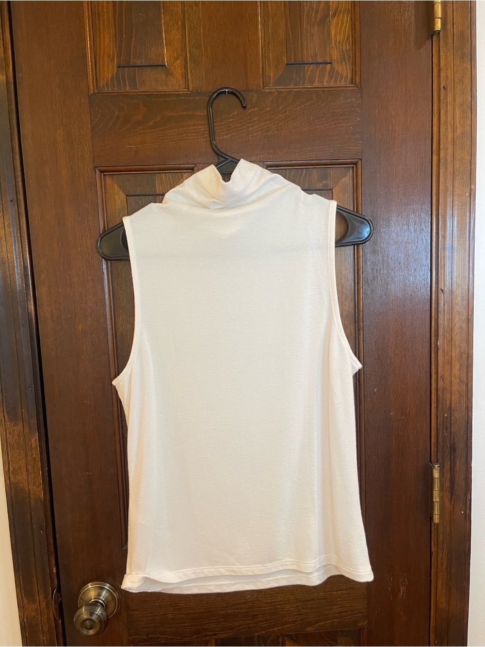 Banana Republic White Soft Luxe Mock Neck Tank Top Sz M - Picture 4 of 4